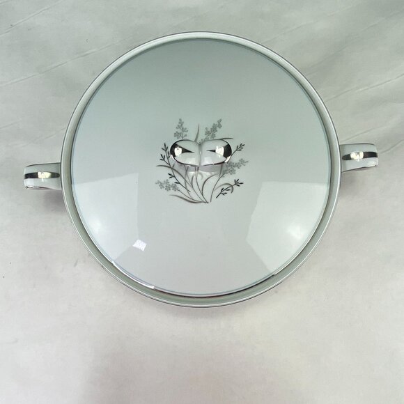 Vintage Noritake China Taryn Round Covered Vegetable - Picture 5 of 11